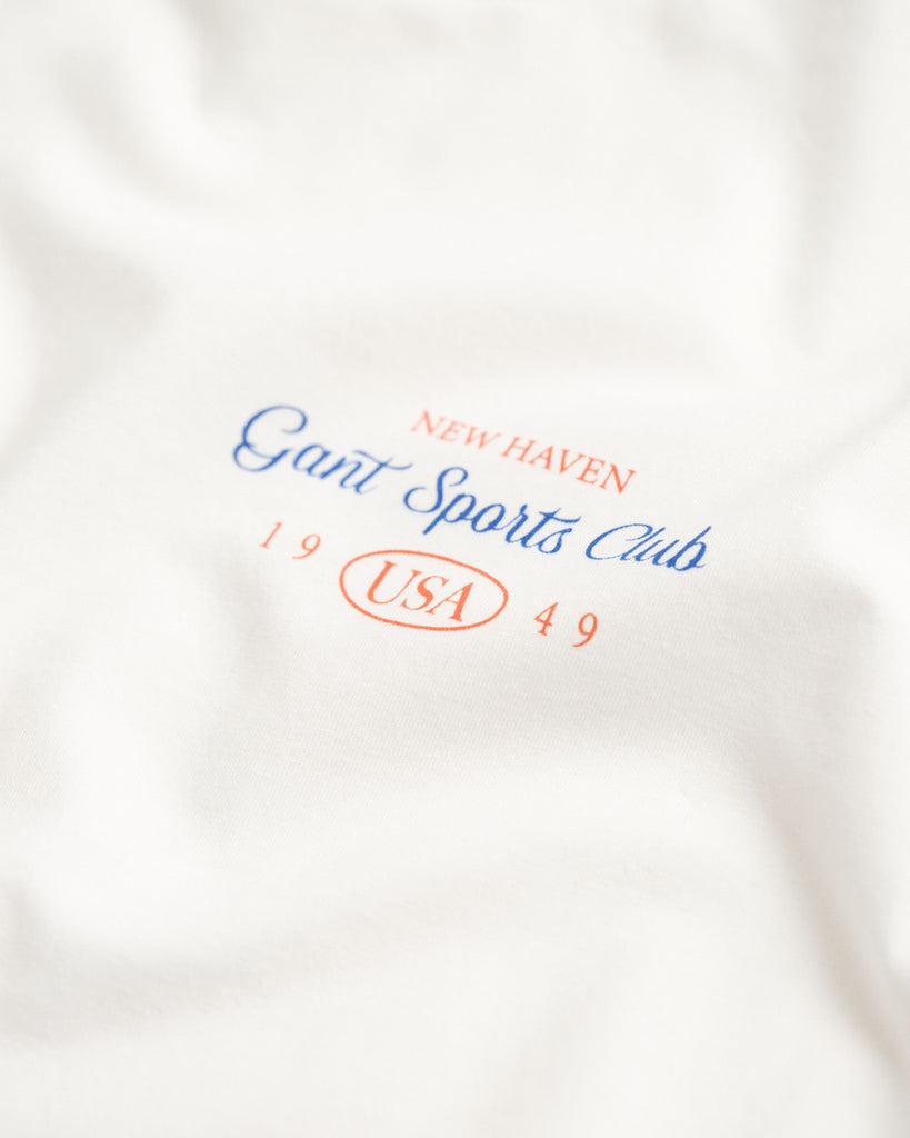 Gant Sports Club Graphic T-skjorte-T-skjorte-Gant-Junior Barneklær