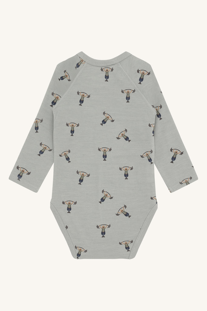 Hust&Claire Baloo Omslag Strong Man Body-Body-Hust&Claire-Junior Barneklær